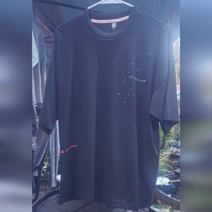 Adidas Black and Red Men's Short Sleeve Tee